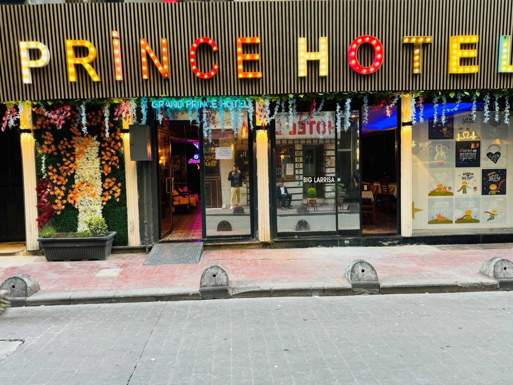 Grand Prince Hotel Taksim اسطنبول المظهر الخارجي الصورة